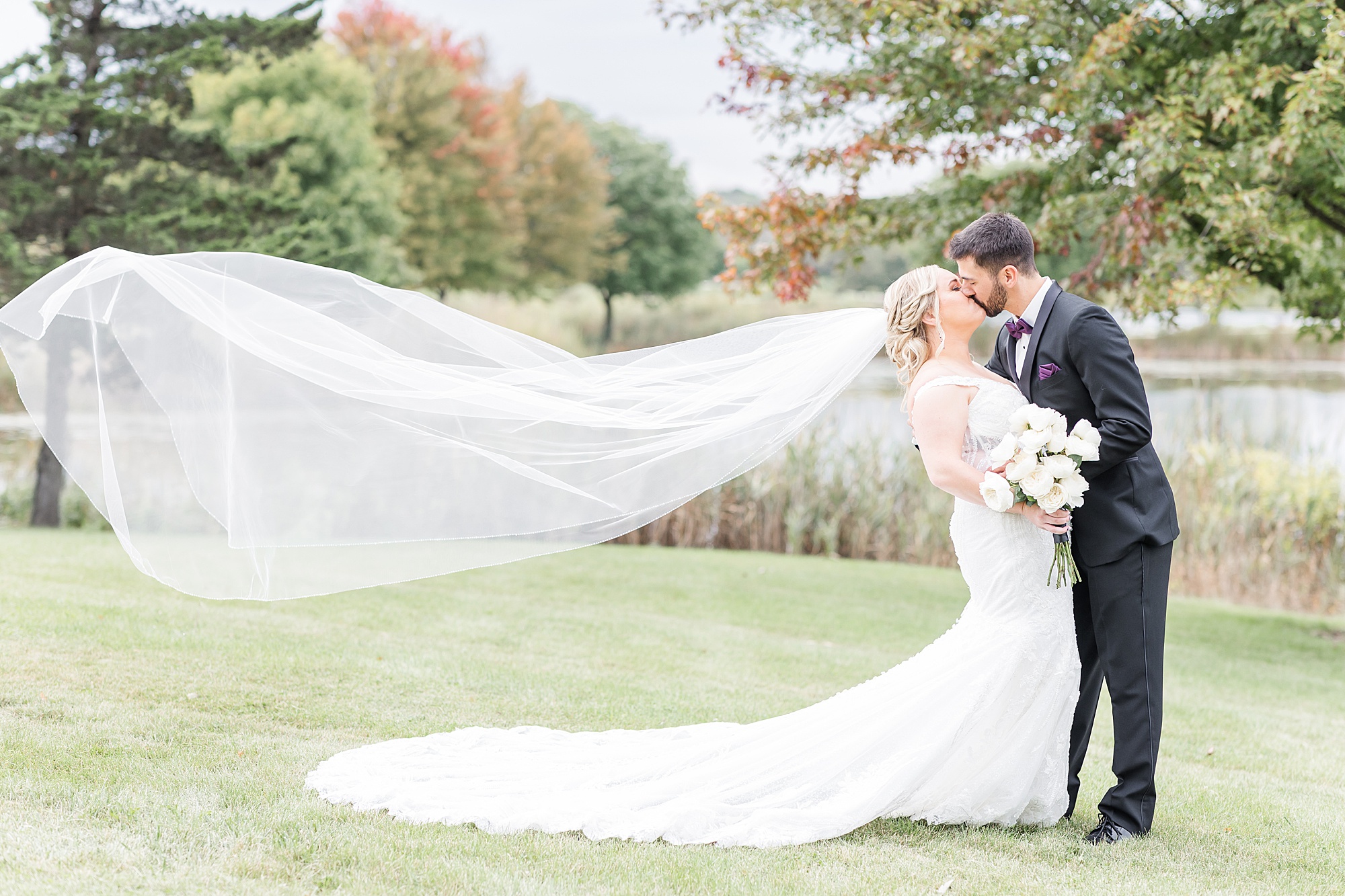 Independence Grove Wedding by Karen Shoufler Photography